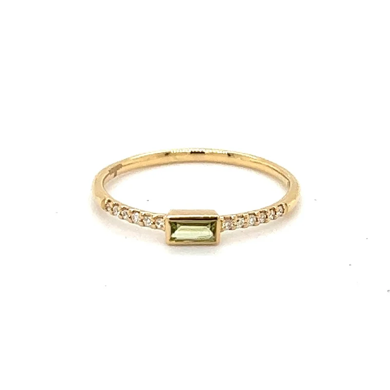 Rainbow Gemstone Peridot Petite Ring