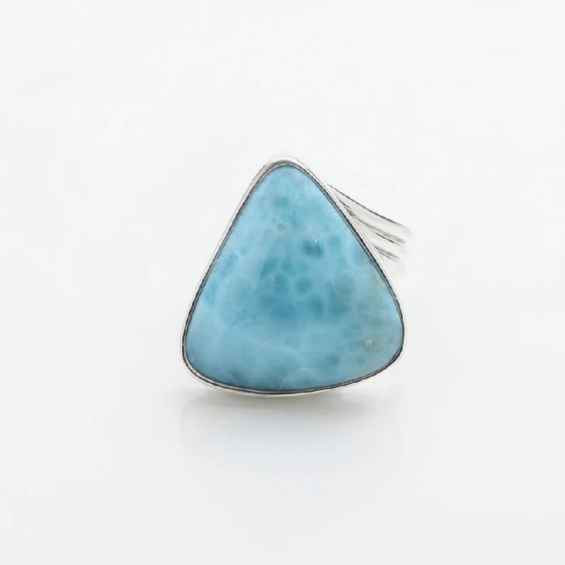 Larimar Ring Daisy