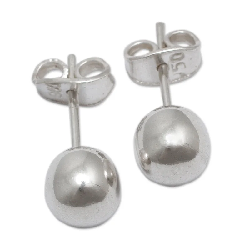 Handmade Silver 'Polished Sphere' Earrings (Peru)