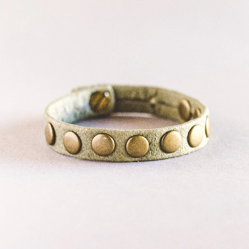 Vegan Tribe Bracelet - Antique Brass