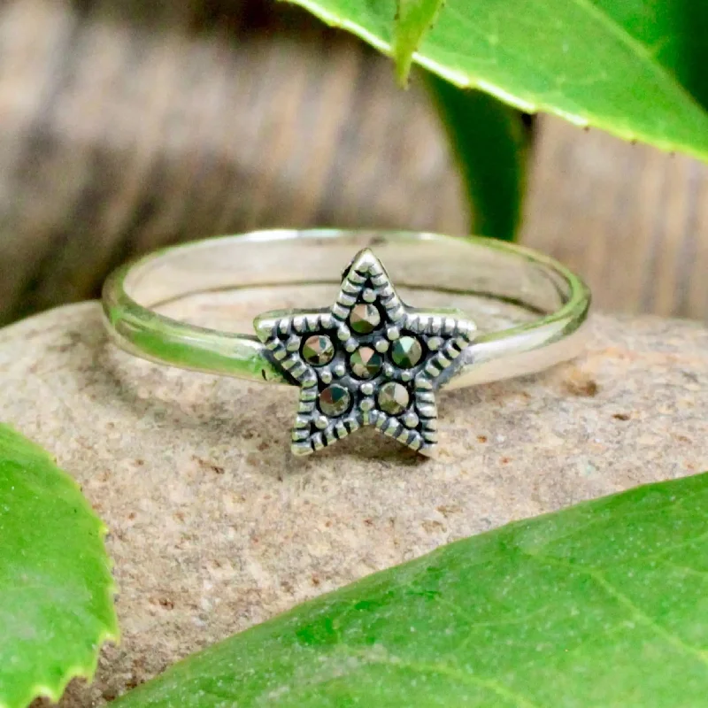 Marcasite Star Ring - Sterling Silver