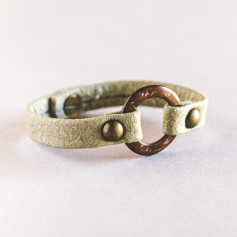 Vegan Circle of Love Bracelet - Antique Brass