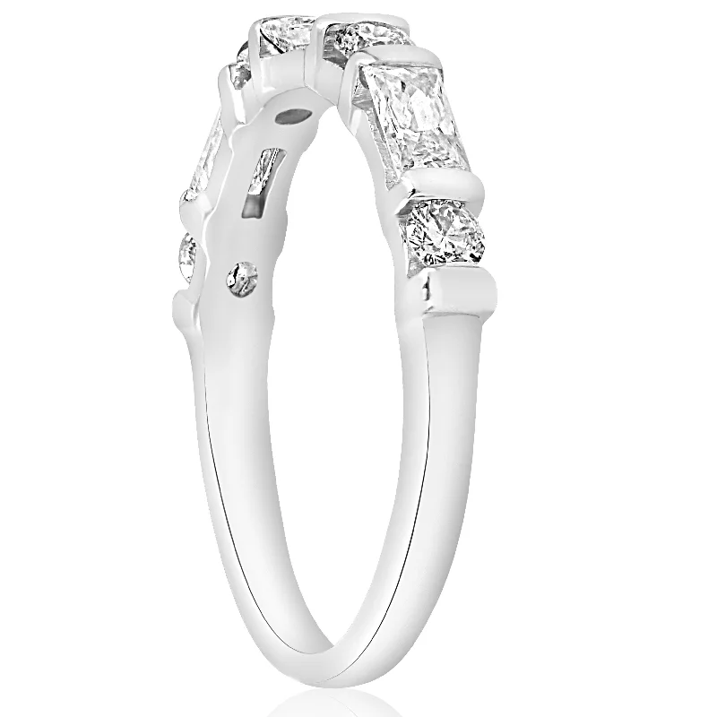 White Gold 1/2ct Round & Baguette VS Diamond Ring