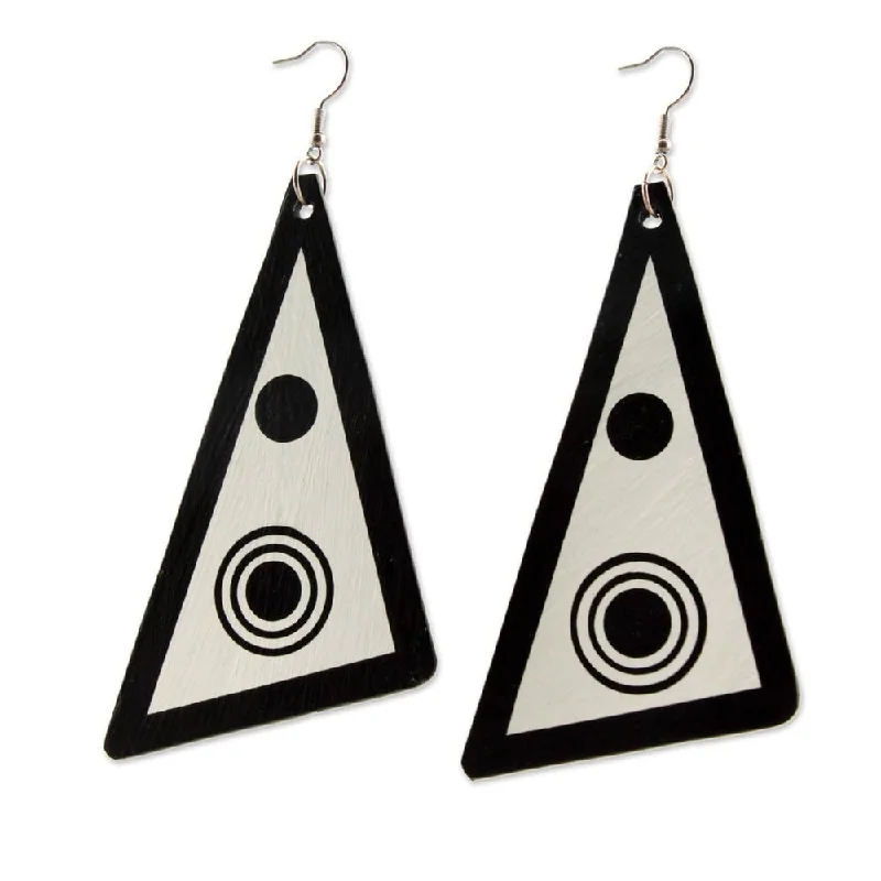 Handmade Recycled LP Vinyl Record 'Copacabana Eclipse' Dangle Earrings (Brazil)