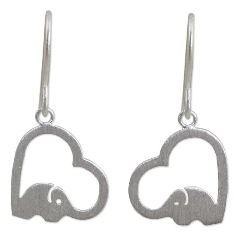 Handmade Sterling Silver 'Heartfelt Elephants' Earrings (Thailand)