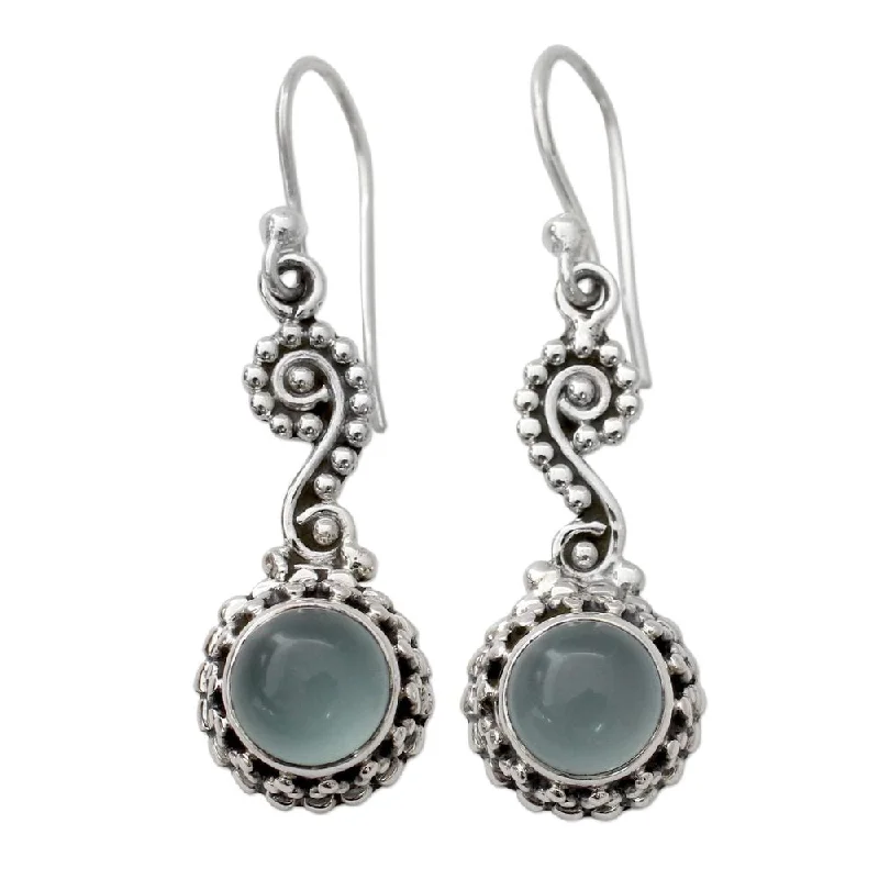 NOVICA Sterling Silver 'Serene Paisley' Chalcedony Earrings - 1.7*0.5