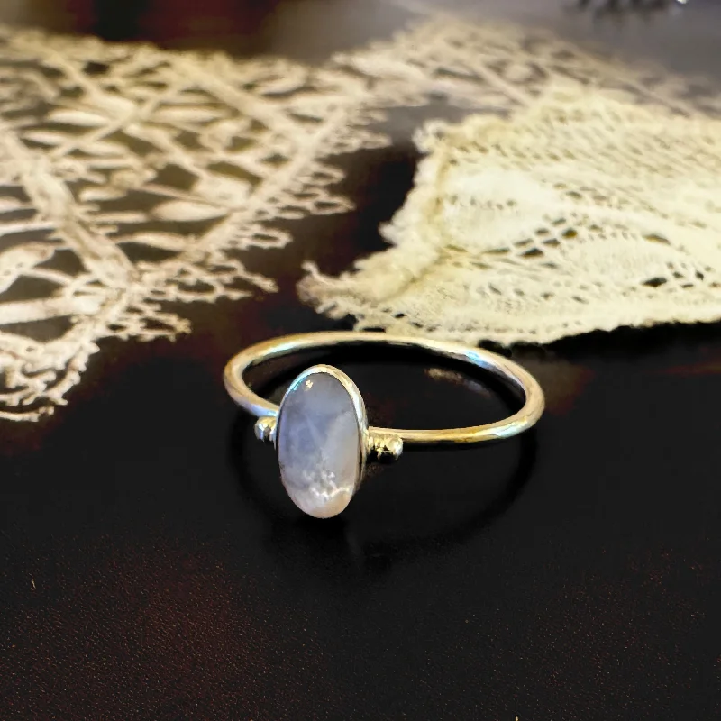 ‚Lisa’ ring mother of pearl | 925 silver