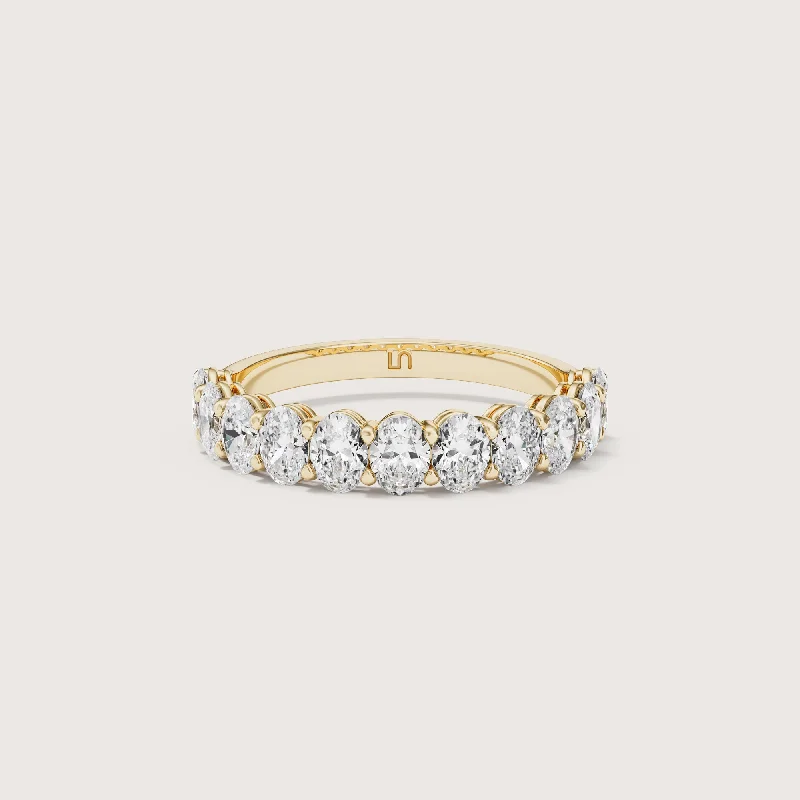 Lilia Oval Diamond Band  | Halfway Diamonds