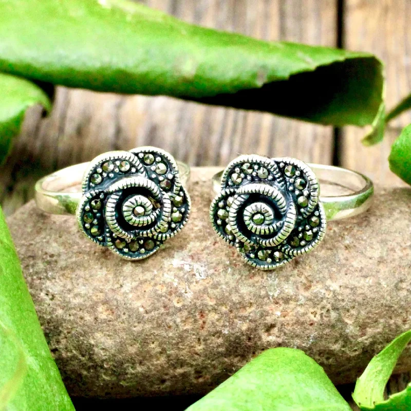 Marcasite Flower Ring - Sterling Silver