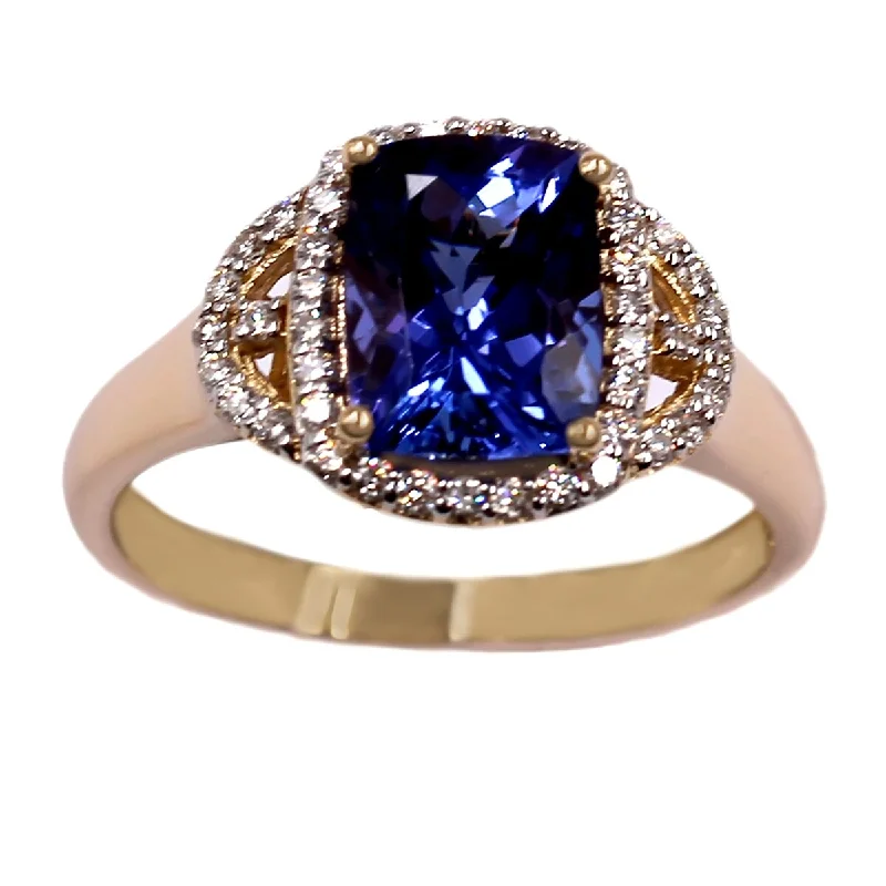 14KT Yellow Gold Tanzanite and Diamond Ring