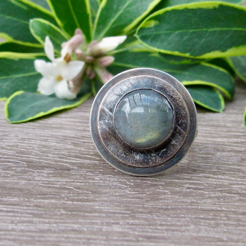 Circular Labradorite Ring